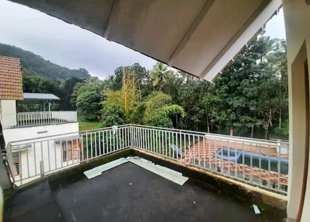 Nest Resorts Athirappilly